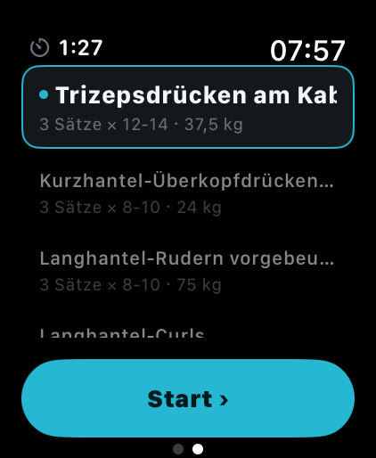 Übungsliste von Musklr auf der Apple Watch zwischen zwei Übungen: Trizepsdrücken am Kabelzug mit V-Griff ausgewählt, 3 Sätze mit 12 bis 14 Wiederholungen bei 37,5 kg, mit dem Button Start