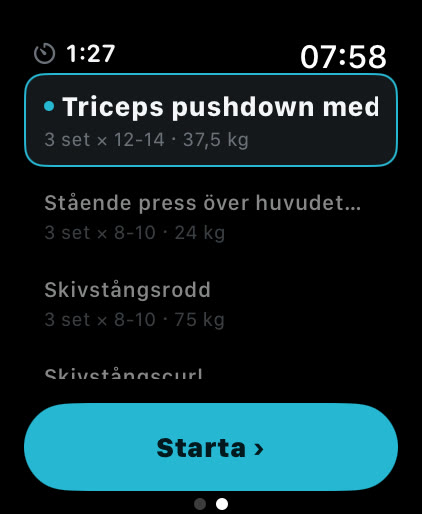 Musklrs övningslista på Apple Watch mellan övningar: Triceps pushdown med kabel och V-handtag vald, 3 set med 12 till 14 reps på 37,5 kg, med knappen Starta