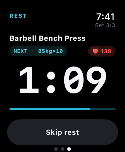 Musklr rest timer on Apple Watch: 1:09 left, next set 85 kg for 10 reps, heart rate 138